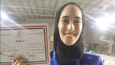 «هانيا ومريم» تحرزان برونزية سلاح الشيش في كأس الشهداء