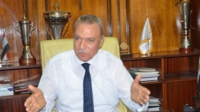 محافظ القليوبية: إنشاء موقف سيارات وبيكات للبائعات ببنها