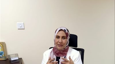 لماذا لا يحب الرجل المرأة القوية؟.. استشارية أسرية تُجيب 