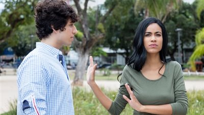 «السنجلة جنتلة».. فتيات يرفضن الزواج خوفاً من «بُعبع» المسؤولية 