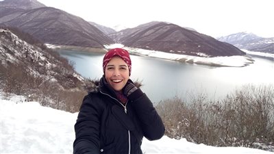 آية سمير تحكي تجربة سفرها لـ3 دول..وتؤكد: يزيد الشعور بالمسئولية 