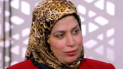 أسماء الحسيني تكشف سر زيارة السيسي للسودان.. فيديو