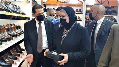 «مش هتحتاجي المستورد».. الانتهاء من 100 مصنع للجلود بالروبيكي نهاية العام