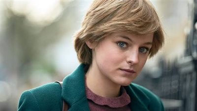 شبيهة الأميرة ديانا إيما كورين تثير الجدل بعد سخرية الجمهور منها 