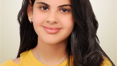 الطالبة كرمه محمد يحيى تحصد الامتياز فى جميع المواد 