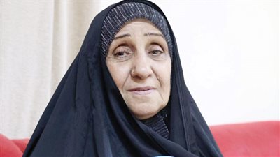 «المرّاخة».. مهنة توارثتها الأجيال للحمل والولادة.. فما قصتها؟