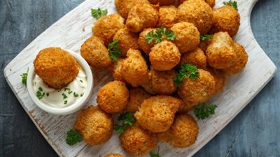 طريقة عمل بوب كورن الدجاج بالصلصة