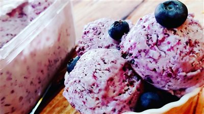 طريقة عمل آيس كريم  البلوبيري