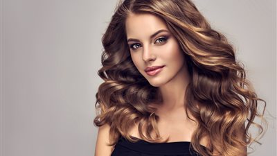 قبل العيد.. طريقة صبغ الشعر في المنزل بمكونات طبيعية