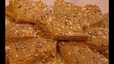 لافطار مميز.. طريقة تحضير كيكة العسل الأسود بالقرفة 