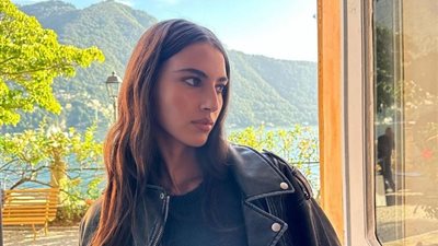 السعودية أميرة الزهير تتألق بعرض أزياء لويس فيتون الجديد 