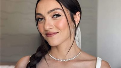 نجمة تركيا ميرفي ديزدار تدخل القفص الذهبي (صور)