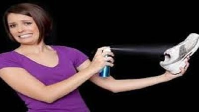 بمكونات من بيتك ..5 حيل تخلصك من رائحة الأحذية الكريهة