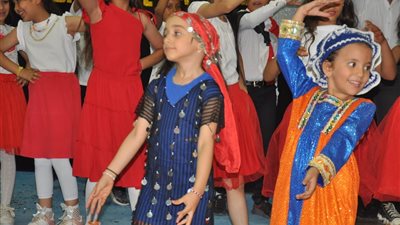 أطفال المدرسة اليابانية بطور سيناء يتألقون في حفل ختام الأنشطة