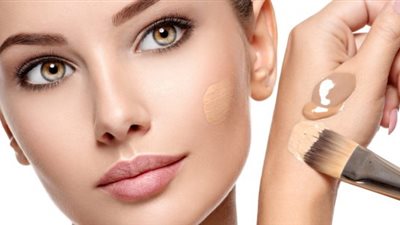 أفضل 6 كريمات أساس مقاومة للتعرق لصيف 2024 (صور)