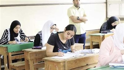 تعليقات أولياء الأمور على امتحان العربي ثانوية عامة: بتعقدوا الطلبة بـ «تتلظى»  