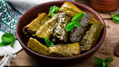 لعشاق المحشي .. طريقة عمل ورق العنب على الطريقة السورية