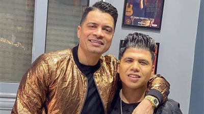 عمر كمال وحسن شاكوش يتعرضان لهجوم شرس بسبب راقصة 