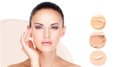 خطوات تطبيق كريم الأساس بطريقة صحيحة لإخفاء التجاعيد