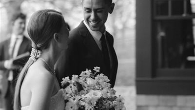 جينيفر جيتس وزوجها المصري نايل نصار ينتظران طفلهما الثاني