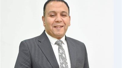 كيف نحمي أنفسنا من خطر الضغوط النفسية؟.. خبير تربوي يجيب 