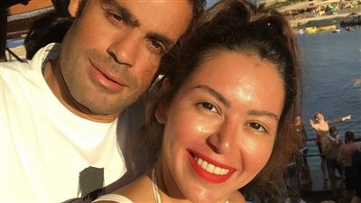 كيف خططت لقاء الخميسي لعيد زواجها برومانسية بعد 20 سنة؟ 