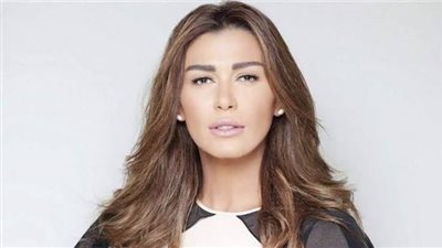 سر اقتحام نادين الراسي لمنزل سيدة سورية وإنقاذ طفلها 