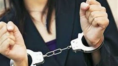 طبيبة مصرية تغير جنسها لانتحال صفة مواطن كويتي للسفر