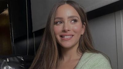 علاء عوض عن ابنة شقيقة جميلة عوض: تأخرت في الزواج وسيبوها في حالها