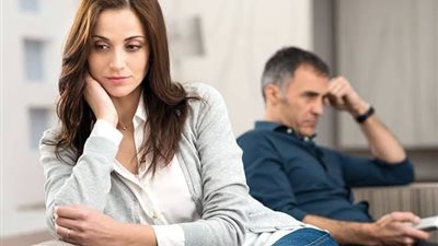 كيف أمنع زوجي من مشاهدة الأفلام الإباحية؟.. ونشطاء: افعلي مثله