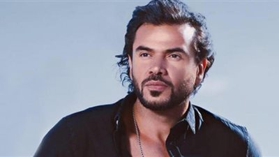 سامو زين يكشف عن آخر أعماله «كوابيس»