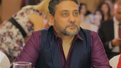 تامر فرج يطمئن جمهوره على حالته الصحية