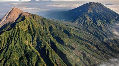 تفسير رؤية الجبل في المنام للعزباء والمتزوجة