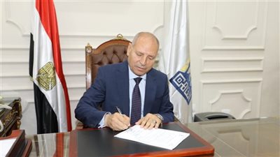 محافظ القاهرة يقرر نزول الحد الأدنى لقبول الطلاب في الثانوية العامة