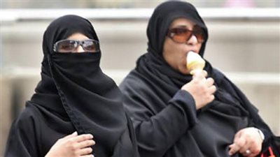 لمن ترغب في السفر.. إليك 6 أمور ممنوعة للمرأة في السعودية 