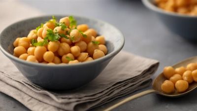 تفسير حلم أكل الحمص في المنام.. « بشارة بالرزق والخير الوفير»