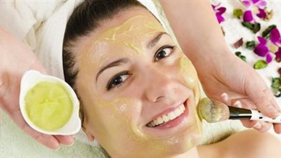 وصفات طبيعية للعناية بالبشرة الجافة في الصيف