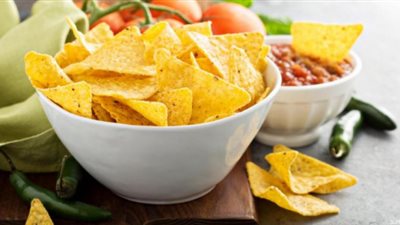 لسهرة ممتعة.. طريقة عمل الدوريتوس بخطوات سهلة في المنزل