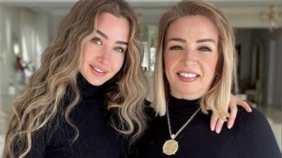 سيدة تتهم هنا الزاهد وأسرتها بالنصب.. وتعلق: مش عارفين نوصلهم  