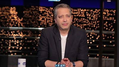 القصة الكاملة لاتهام تامر أمين بالاستيلاء على سيارة أستاذة جامعية