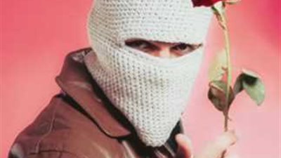 على أنغام حبيبي ليه.. تووليت صاحب القناع المتخفي يتصدر التريند  