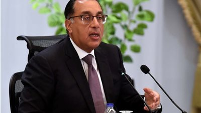 مؤتمر صحفي غدا لرئيس الوزراء للإعلان عن حلول لكثافة الطلاب في الفصول