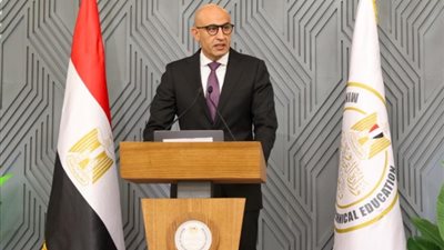 التعليم تدرس تقليل عدد مواد الثانوية العامة