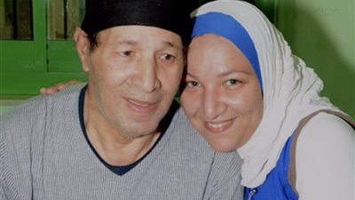 هند سعيد صالح تُبرأ عادل إمام من التهم المنسوبة له بعد وفاة والدها  