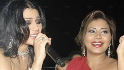 هيفاء وهبي تهنيء شيرين عبد الوهاب بألبومها الجديد: حبيبي نور مكانه  