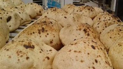 التموين تدرس صرف الخبز بالوزن بدلًا من عدد الأرغفة