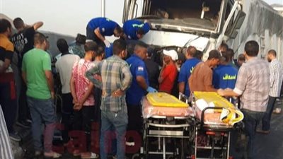 سيارة نقل ثقيل تدهس عدد من السيارات أعلى الطريق الدائري.. والصحة تدفع بـ12 سيارة أسعاف