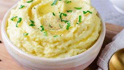 طريقة عمل البطاطس البيوريه بمكونات بسيطة