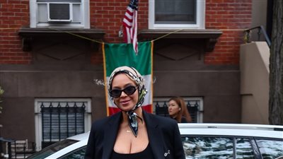 بالصور.. إطلالة بيونسيه بالحجاب تثير جدلًا واسعًا