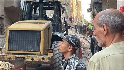 انهيار عقار مكون من 3 طوابق في الجيزة